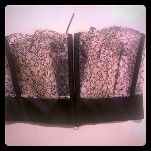 NWT VS CROP CORSET MESH